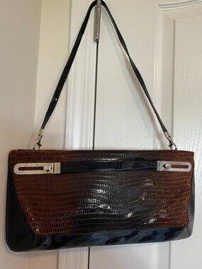 Due Fratelli embossed and patent leather bag.